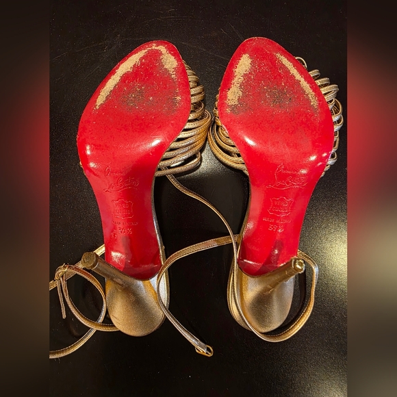 SALE Christian Louboutin Rose Gold Heels - Picture 11 of 16